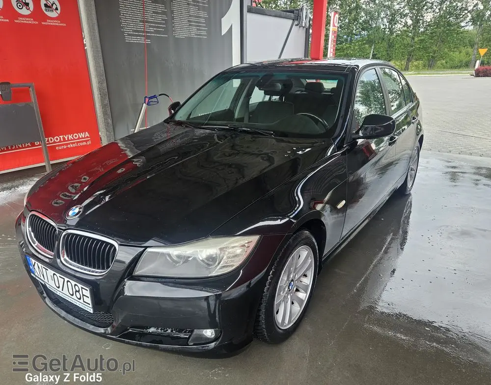 BMW Seria 3 318d EU6