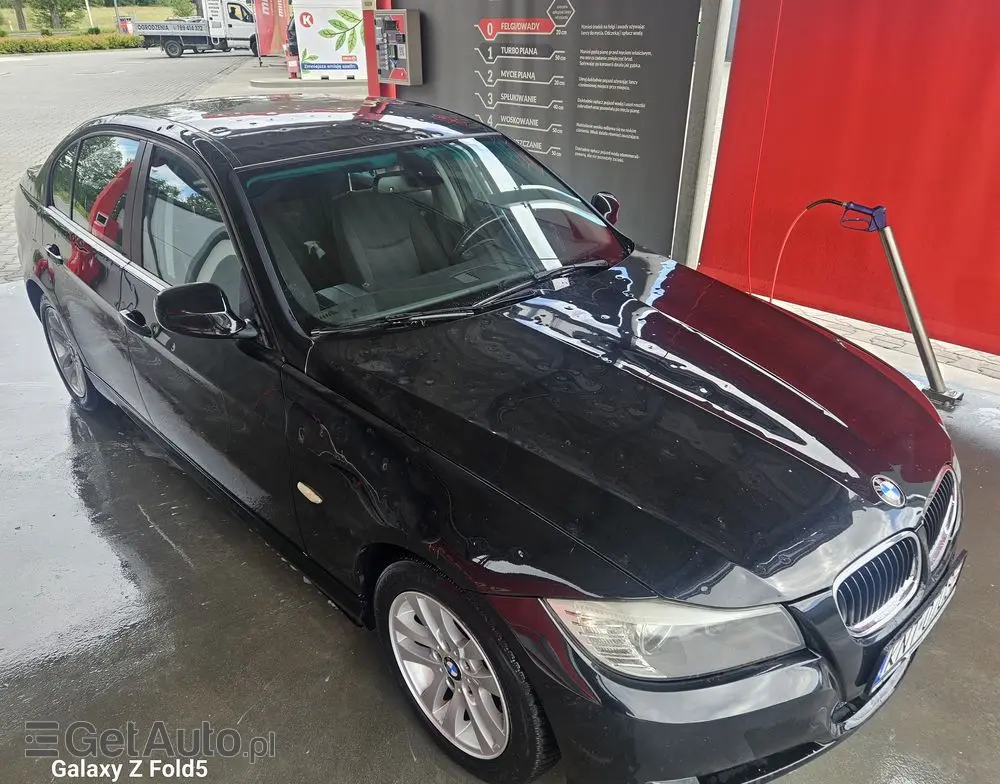 BMW Seria 3 318d EU6