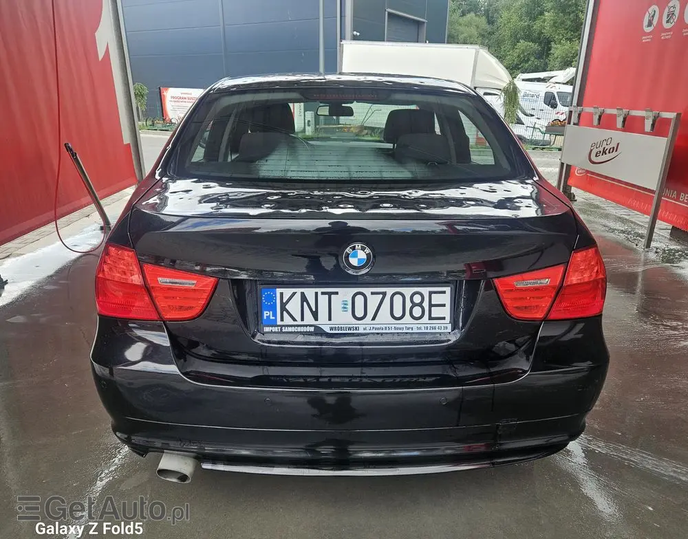 BMW Seria 3 318d EU6