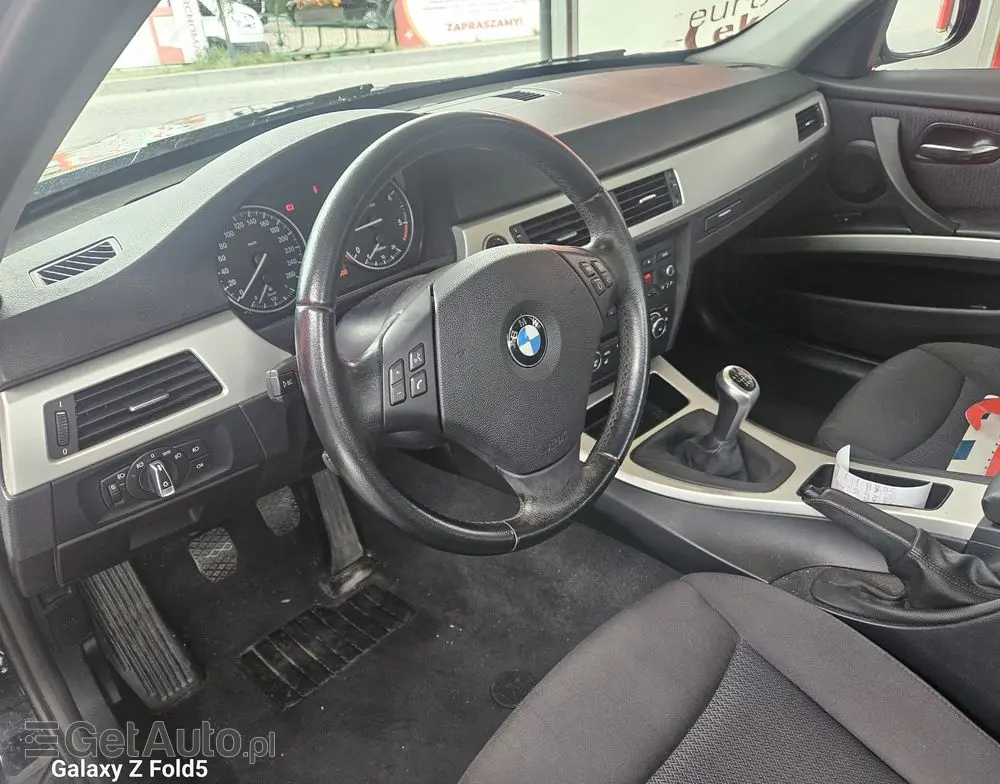 BMW Seria 3 318d EU6