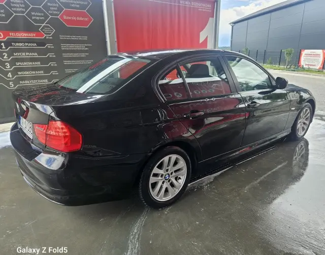 BMW Seria 3 318d EU6