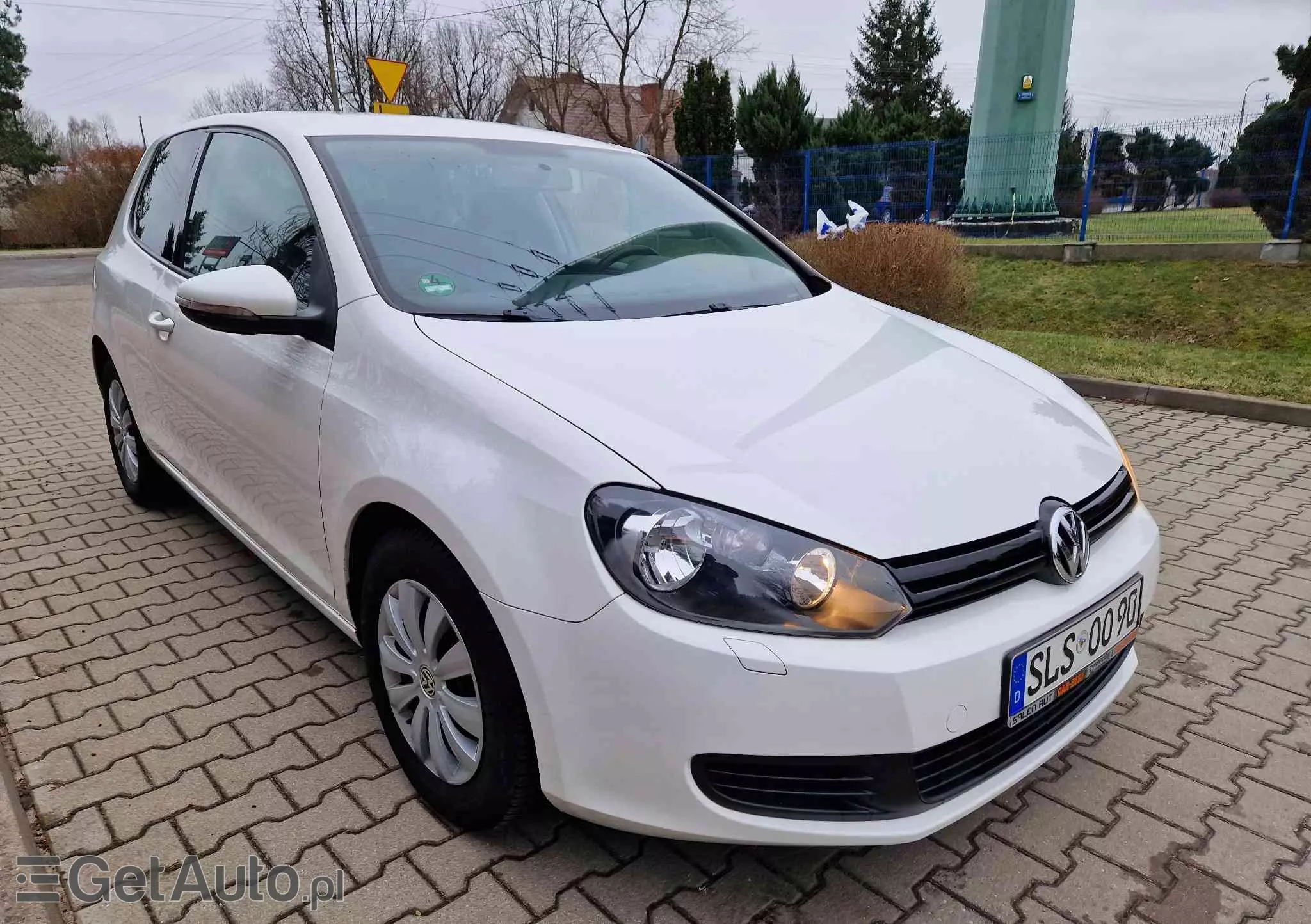 VOLKSWAGEN Golf 1.6 Edition