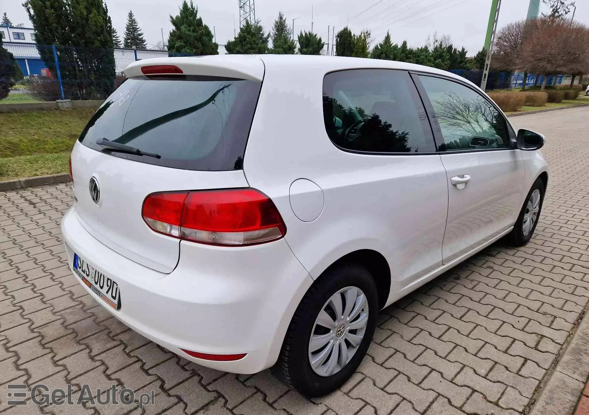 VOLKSWAGEN Golf 1.6 Edition