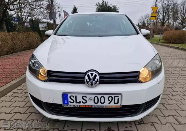 VOLKSWAGEN Golf 1.6 Edition