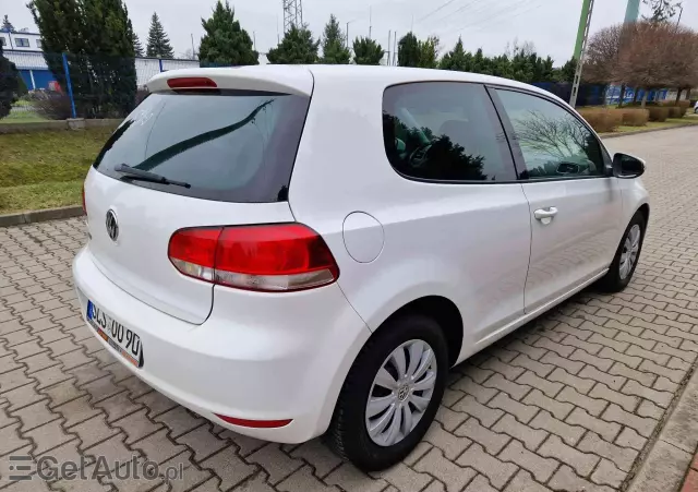 VOLKSWAGEN Golf 1.6 Edition