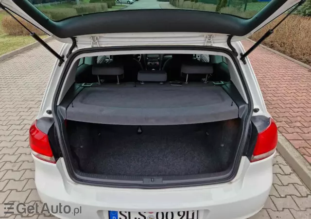 VOLKSWAGEN Golf 1.6 Edition