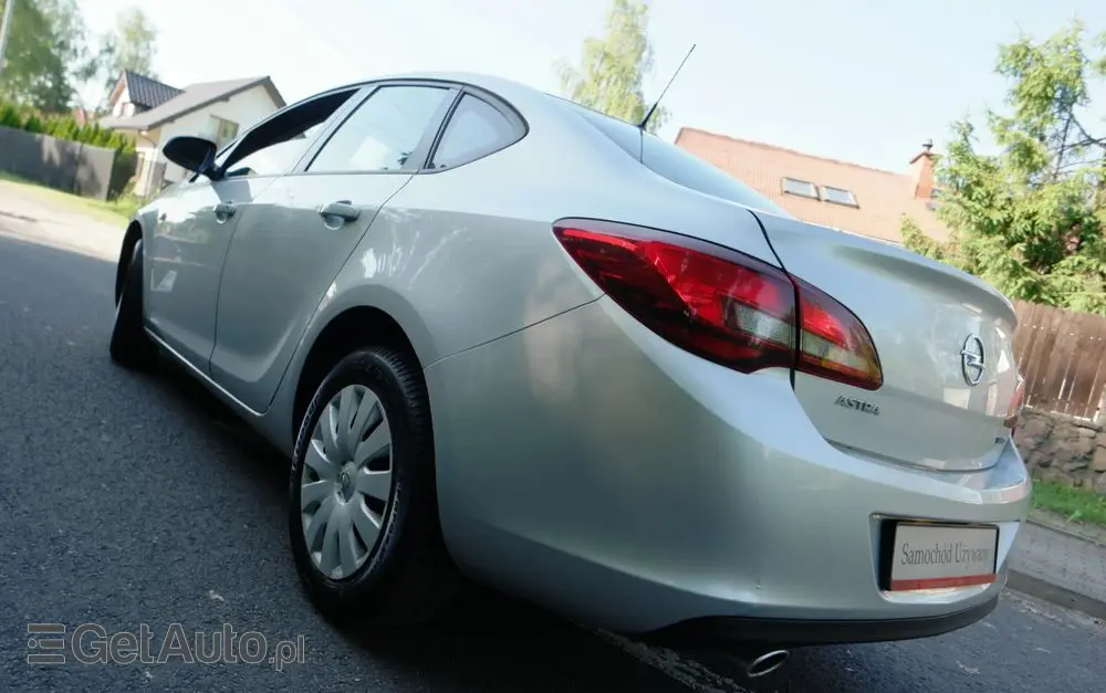 OPEL Astra 