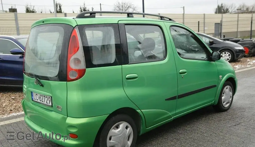 TOYOTA Avensis Verso 