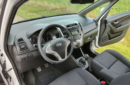 HYUNDAI Ix20 