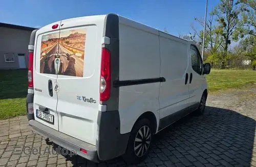 RENAULT Trafic 