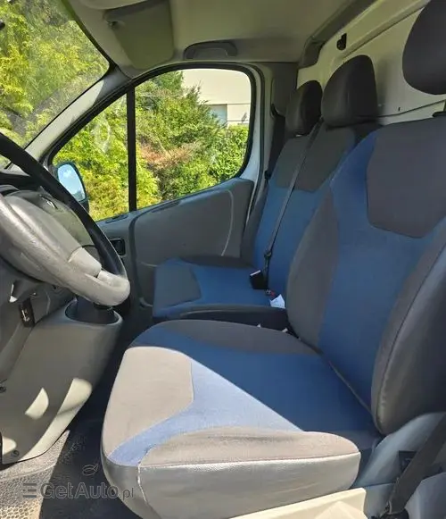 RENAULT Trafic 