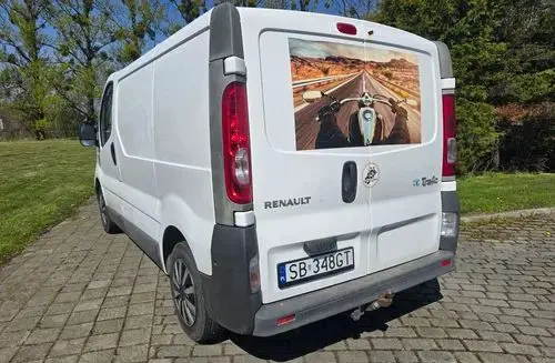 RENAULT Trafic 