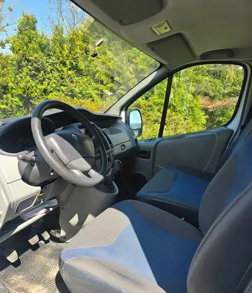 RENAULT Trafic 