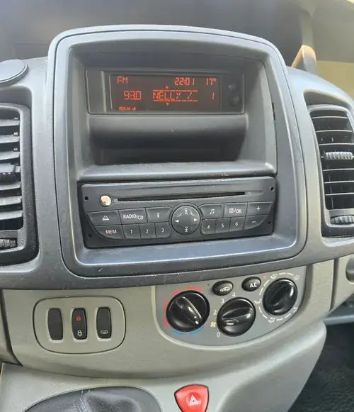 RENAULT Trafic 