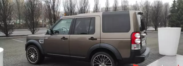 LAND ROVER Discovery 