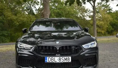 BMW M8 