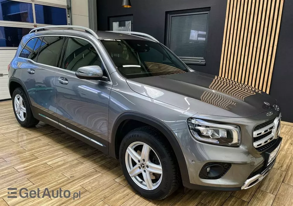 MERCEDES-BENZ GLB 200 d 8G-DCT