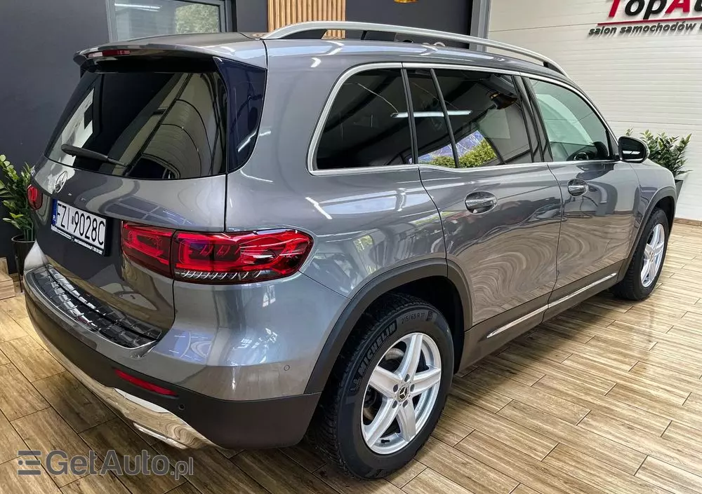 MERCEDES-BENZ GLB 200 d 8G-DCT