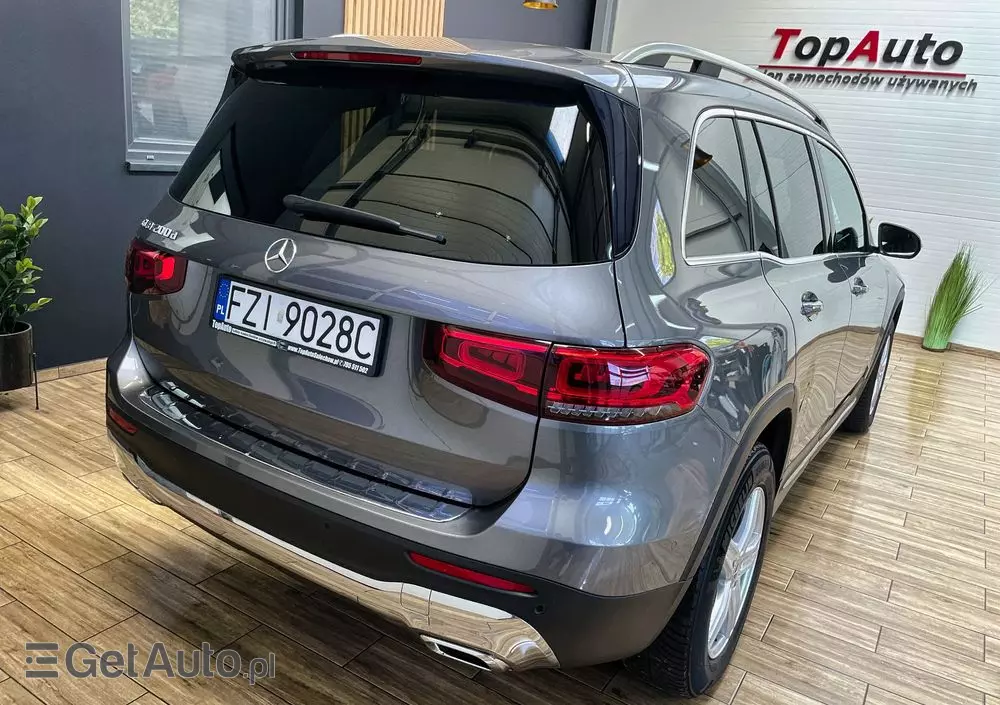 MERCEDES-BENZ GLB 200 d 8G-DCT