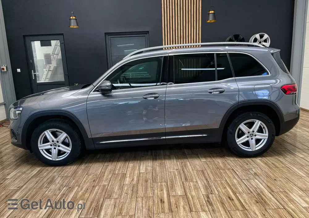 MERCEDES-BENZ GLB 200 d 8G-DCT