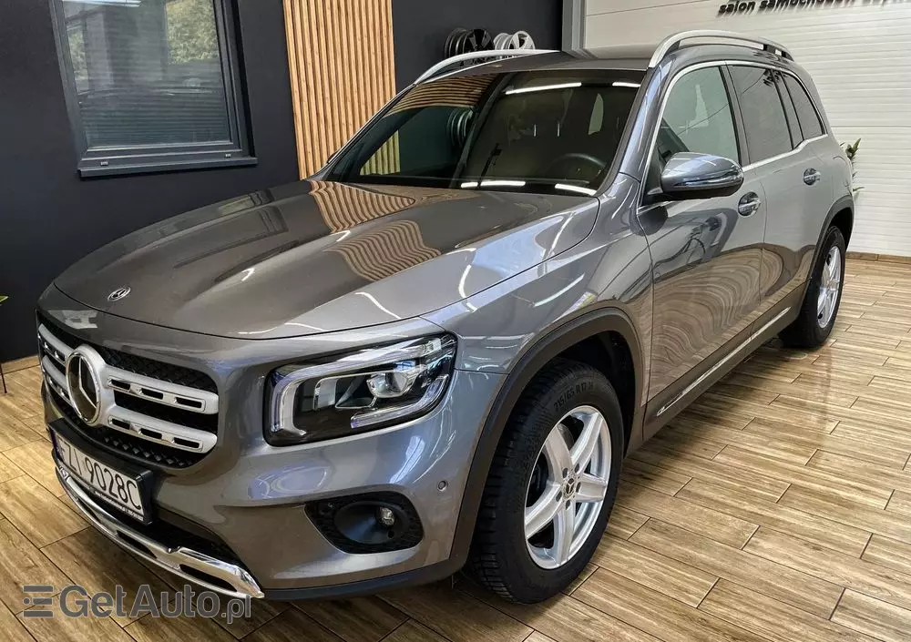 MERCEDES-BENZ GLB 200 d 8G-DCT
