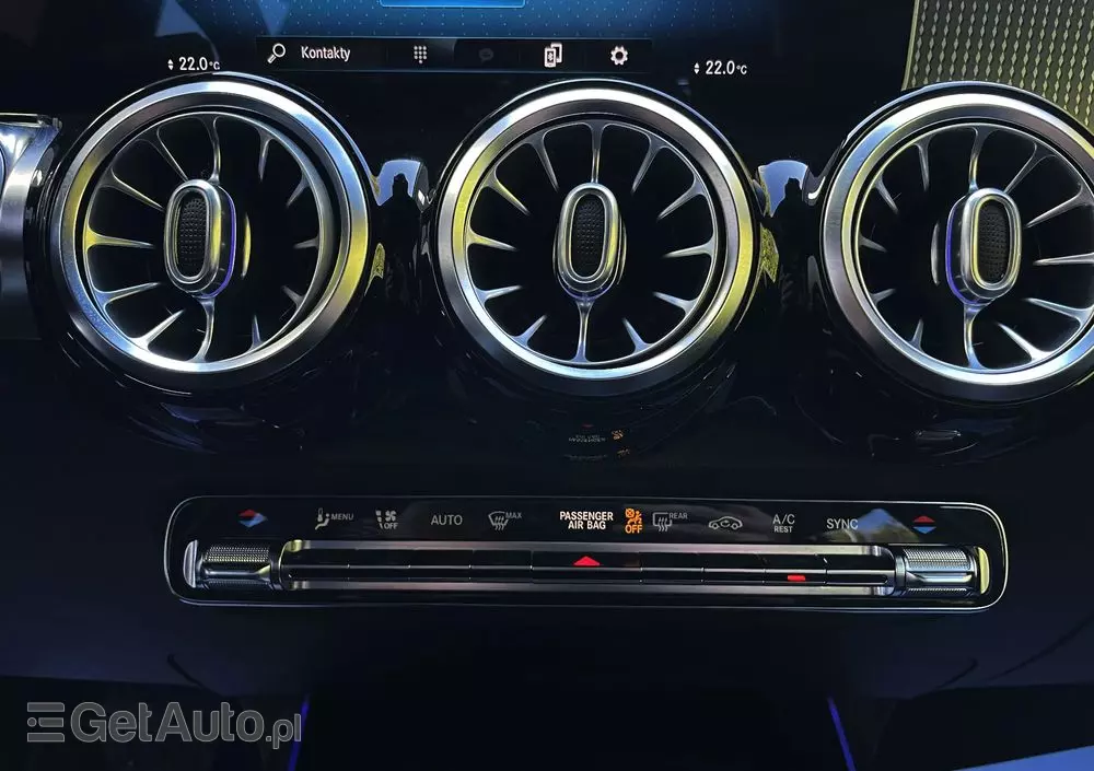 MERCEDES-BENZ GLB 200 d 8G-DCT