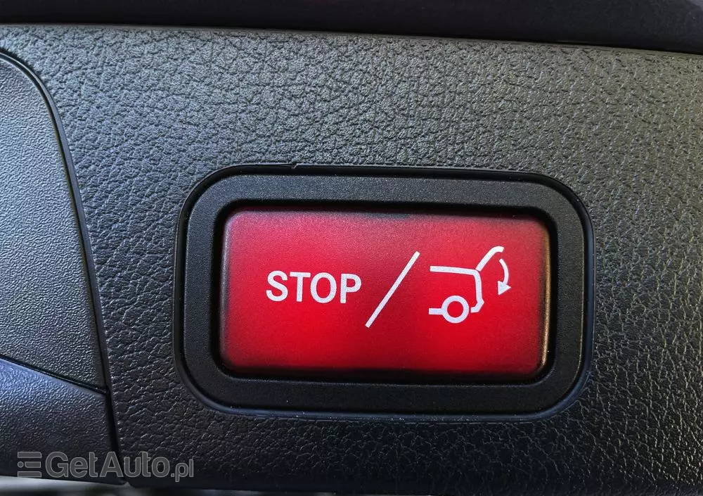 MERCEDES-BENZ GLB 200 d 8G-DCT