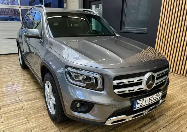 MERCEDES-BENZ GLB 200 d 8G-DCT