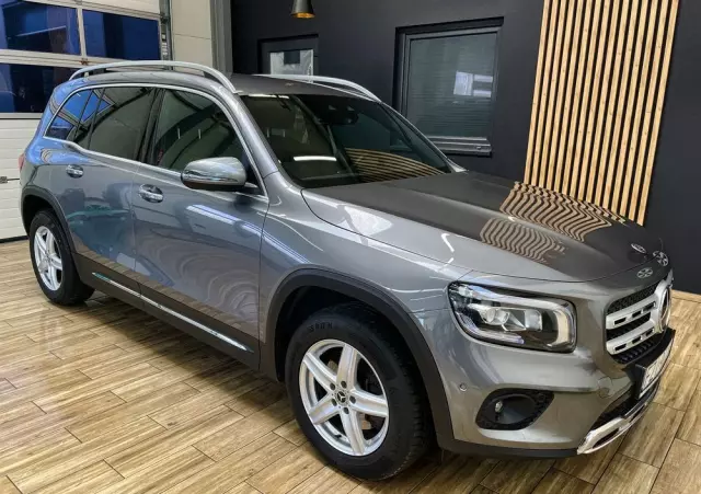 MERCEDES-BENZ GLB 200 d 8G-DCT