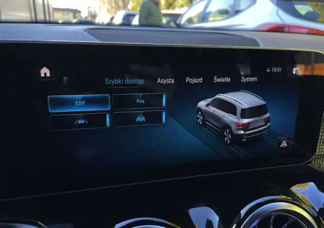 MERCEDES-BENZ GLB 200 d 8G-DCT