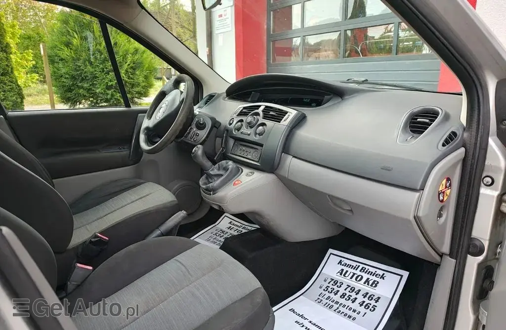 RENAULT Scenic 