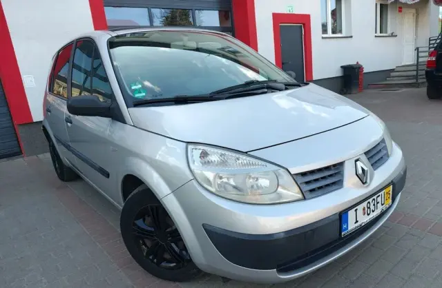 RENAULT Scenic 