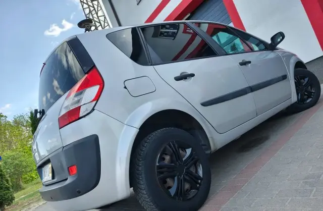 RENAULT Scenic 