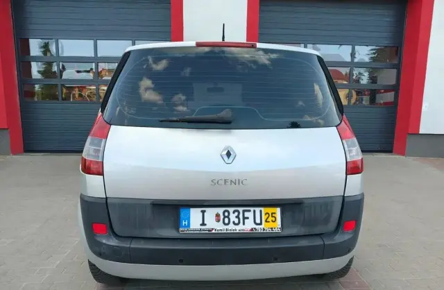 RENAULT Scenic 