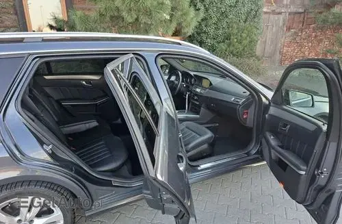 MERCEDES-BENZ Klasa E 