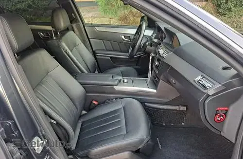 MERCEDES-BENZ Klasa E 