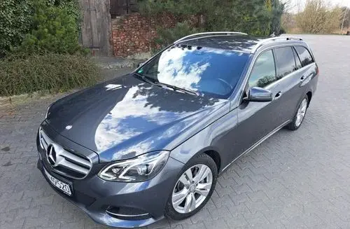 MERCEDES-BENZ Klasa E 