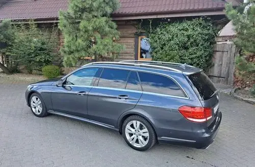 MERCEDES-BENZ Klasa E 