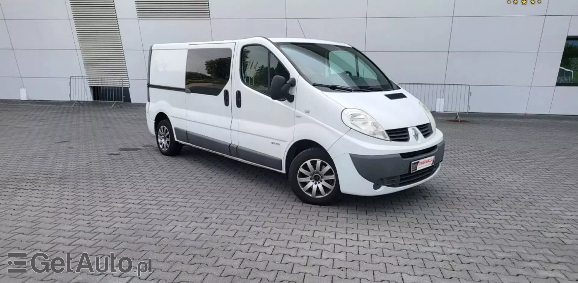 RENAULT Trafic 