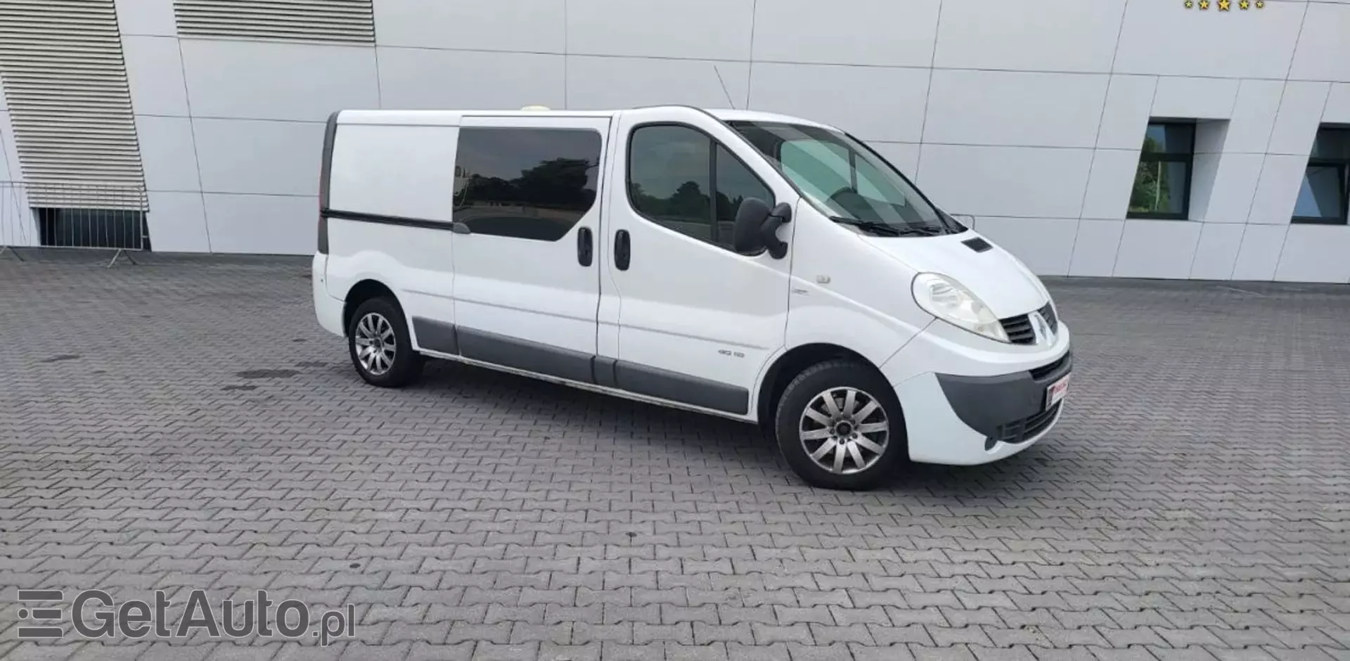 RENAULT Trafic 