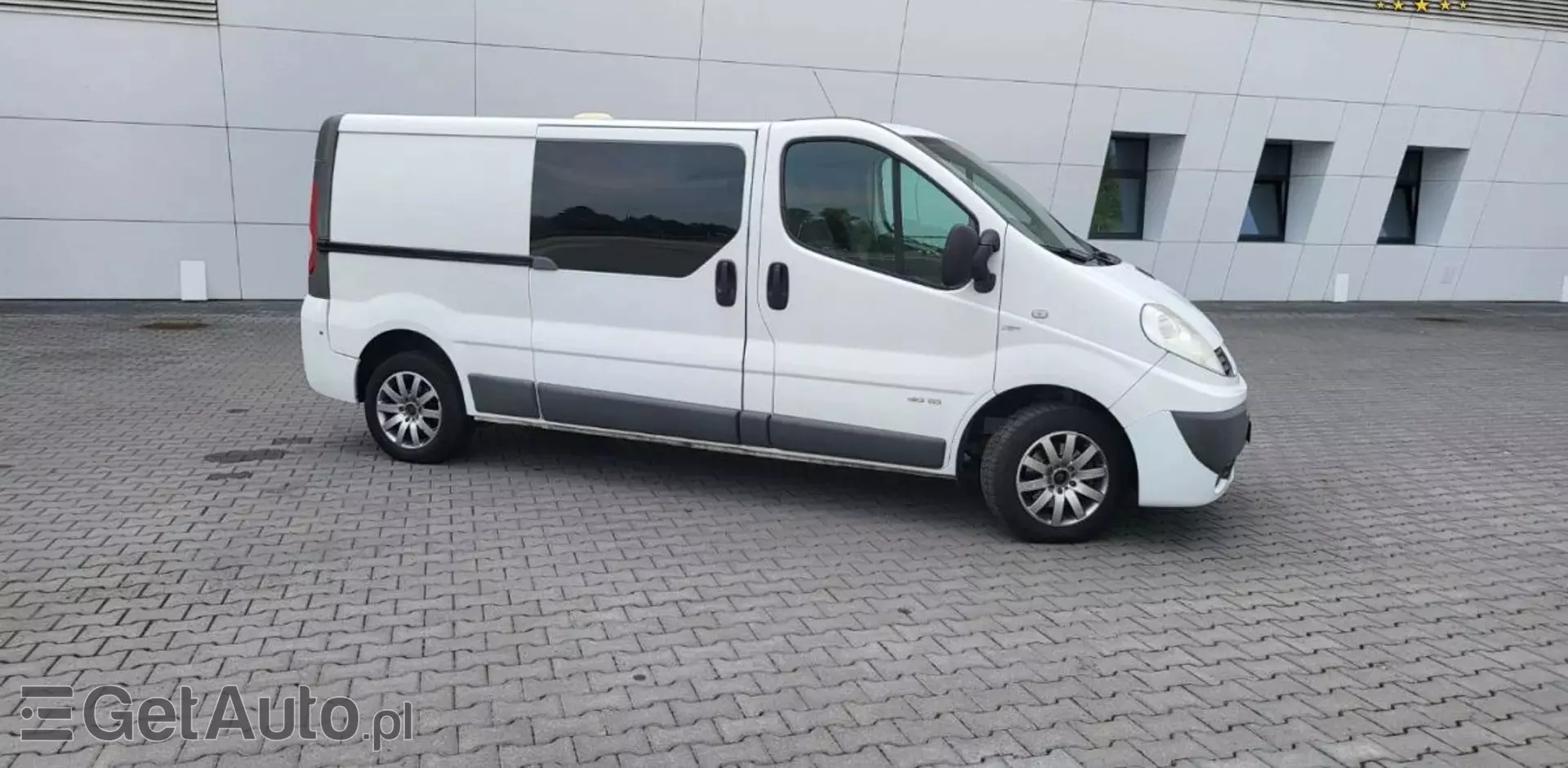 RENAULT Trafic 