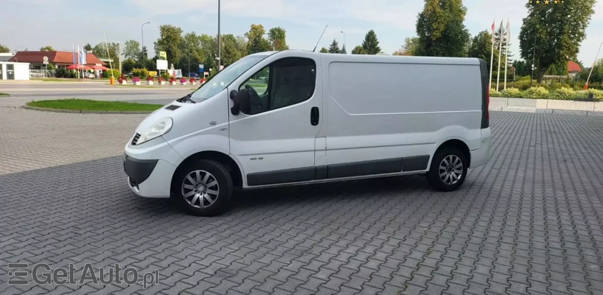 RENAULT Trafic 