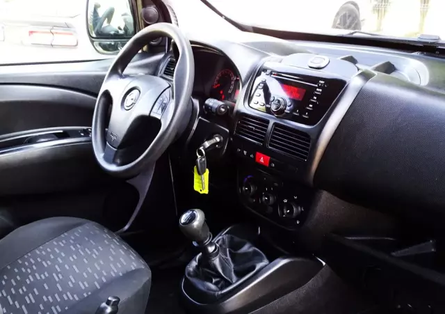 OPEL Combo Maxi Long!!! 1,6d 105KM 139tyś.km StanWZÓR! 1lakier!!! 