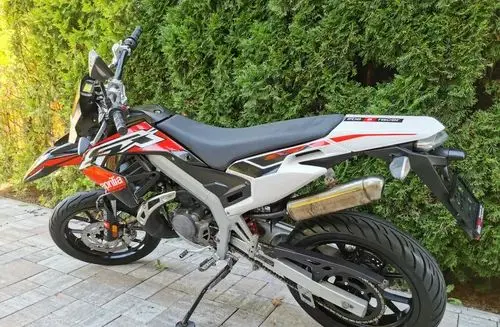 APRILIA SX 50 