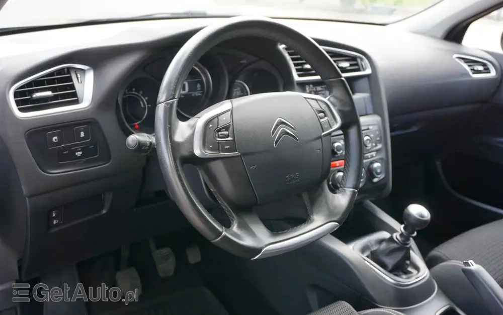 CITROËN C4 1.2 e-THP Selection