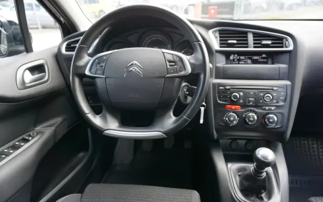 CITROËN C4 1.2 e-THP Selection