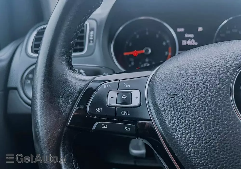 VOLKSWAGEN Polo 1.0 TSI DSG Comfortline