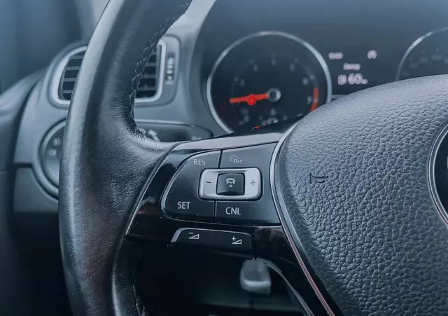 VOLKSWAGEN Polo 1.0 TSI DSG Comfortline