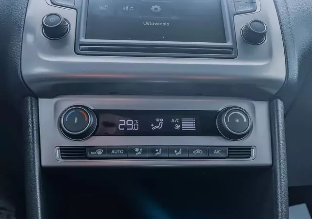 VOLKSWAGEN Polo 1.0 TSI DSG Comfortline