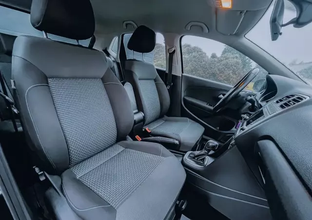 VOLKSWAGEN Polo 1.0 TSI DSG Comfortline